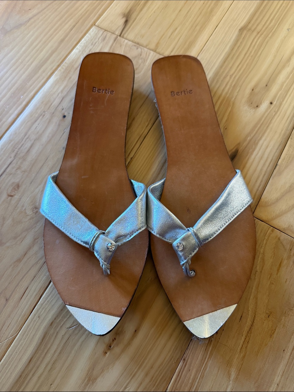 Women’s sandals size 40